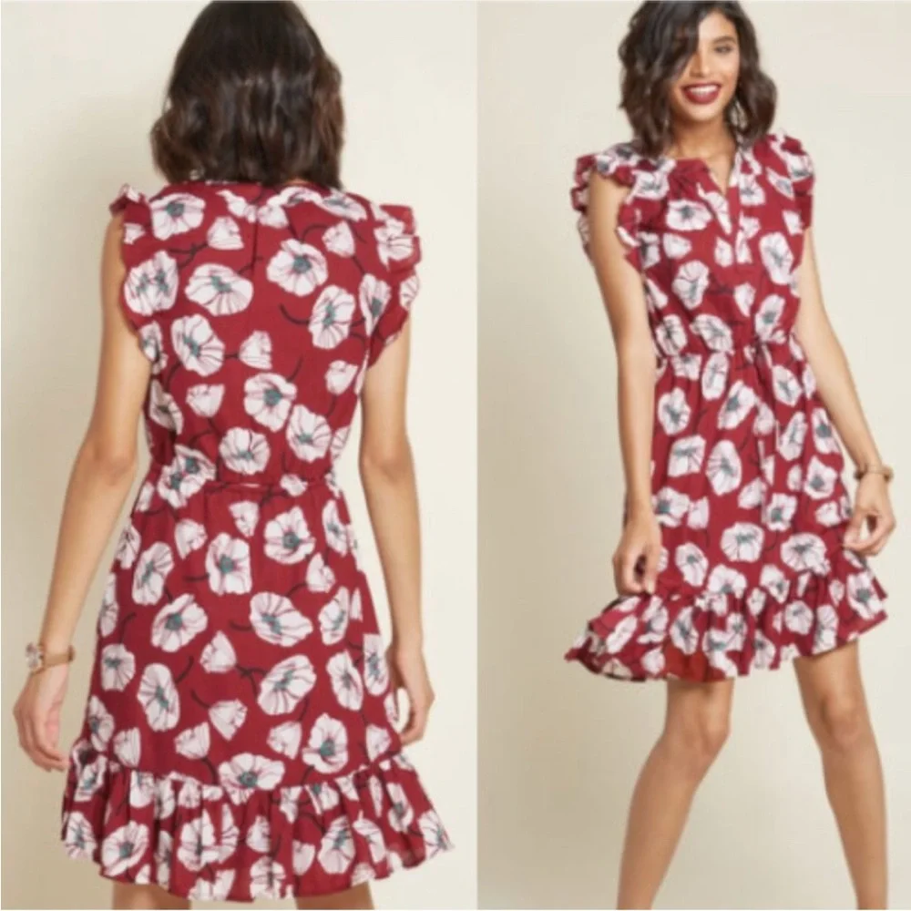 Modcloth As You Love It Floral Ruffle Dress Size Small